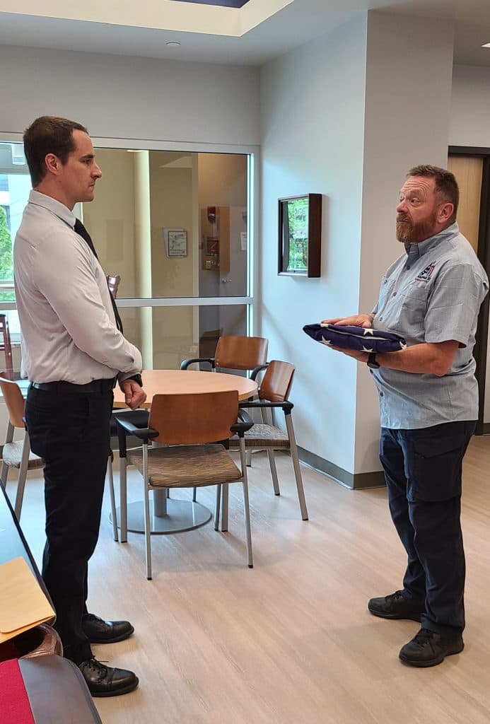 Lee Promoting Veterans Services